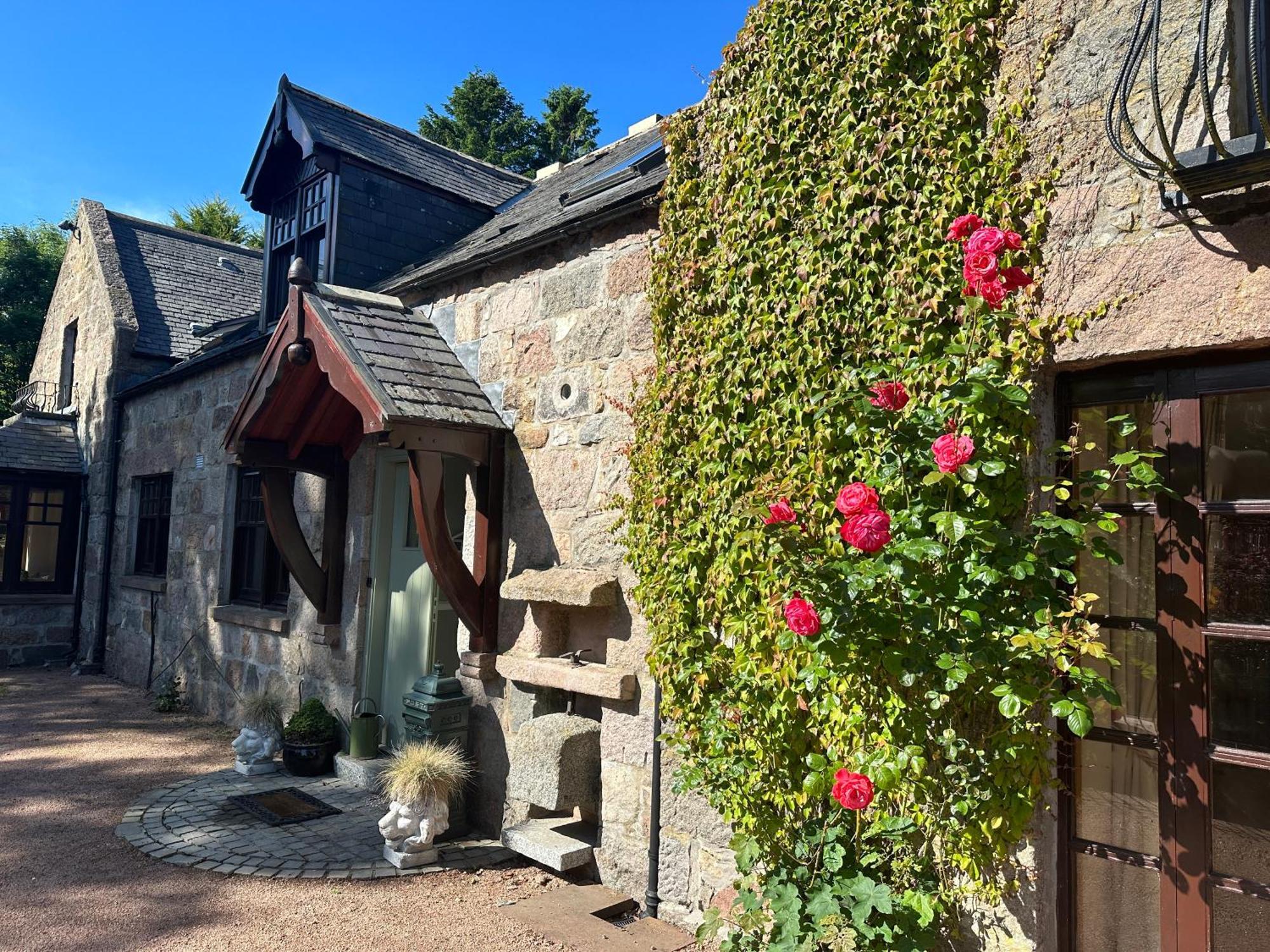 Awakening Alchemy Retreat Centre Bed & Breakfast Inverurie Eksteriør bilde