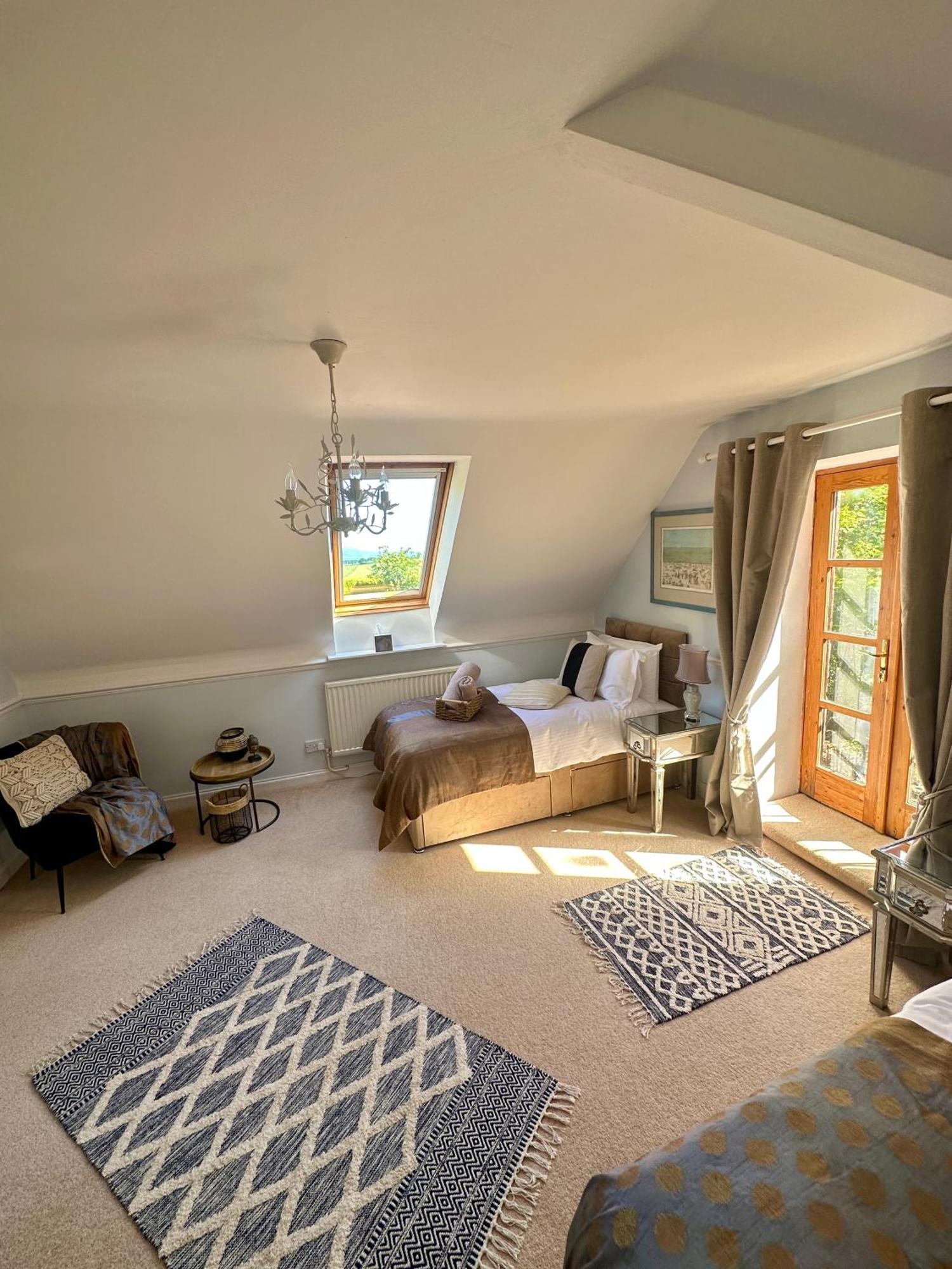 Awakening Alchemy Retreat Centre Bed & Breakfast Inverurie Eksteriør bilde